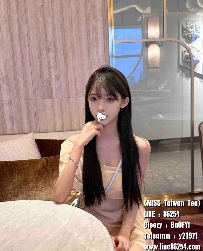 006RM20agy1hyw27ry870j31401f543s.jpg