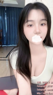 雨欣 163.45.C. 24歲 嫵媚迷人瑜伽老師！ 身材挪娜多姿.  笑容甜美  胸部很圓挺 皮膚