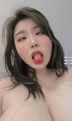 #巨乳妞妞 163/52/G+/27歲  ❤️ #台中 #中部可約 #台中叫小姐 #台中可約 ❤️   事業線豐滿 巨乳無加工係 喜歡大奶不容錯過 奶大敢玩 可乳交 可奶泡  全程 可無