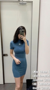 小煙 163cm C奶 31歲  淫蕩女老師上線  天使的臉孔 魔鬼的身材  敢玩敢秀 嘗試一下小