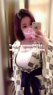 愛麗  164cm  Gcup 24歲 G奶秘書  跟男朋友分手幾年了 胸部好久沒有被按摩了 正適合喜