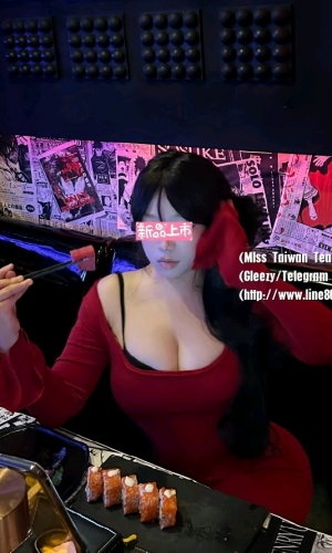 彤彤  165cm E奶 48kg 24奶  主動敢配合 敢玩 最喜歡在上面搖  淫蕩的表情讓你無法抗拒  制服 絲襪美腿 性感誘人 點起你心中的欲火  很會LDS 床上很開放 約她解