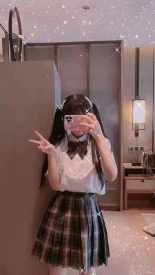 小蘿莉  158  19歲 C+  43KG   雙馬尾學生妹 臉蛋可愛 甜美   超級小隻馬  胸部摸起來