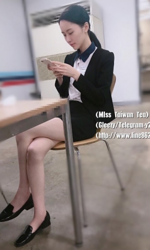 恩琪 162.C.35歲   #臺北  #新北  美腿+短裙+高跟鞋線條完美~    可無套吹弟弟 床上服務很淫蕩   主動敢玩 口交技術一流 保證你喜歡   趕緊來試試這爽滋味吧