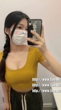 名字： 恆星 身材：160cm/34D/22歲 服務：激情法式舌吻  舔鮑魚 火車便當   穿衣服做
