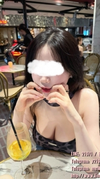 静欣 166 48 E 26歲 火辣身影回頭率百分百！又有美腿小蠻腰，多汁水嫩小嫩鮑，純慾型