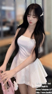 小騷貨 小黛：164-D奶-47-23歲 敢玩敢秀 性感長腿辣妹 喜歡穿性感小內內 屁股也超級會扭 床上比較騷噢 一點都不會害羞 很會撒嬌  喜歡挑逗舔蛋 大尺度粉嫩小穴淫水超級多!!