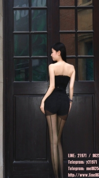 戀戀  170/C/49kg/21歲   可鹽可甜的美少女外型 少女般純真 甜美的天然臉龐 猶如天降