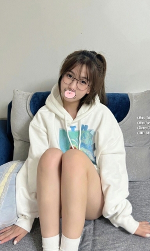 地區：#新竹竹北 資訊：沛玲 158.C.43.21歲  清純可愛搭配活潑個性，相處起來非常輕鬆，對愛愛的配合度非常高，只要葛格能陪她親親💋，就能對她為所欲為噢！ #高顏值 #可愛 #小隻馬 #經驗不多 #初兼職