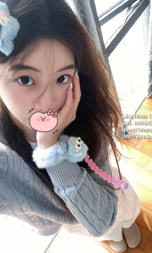 宜心 158.C.44.22歲  XX大學 #學生妹 #短期兼職  多才多藝 很健談 很好相處 #小隻馬好操控 床上服務貼心  配合度很高 屬於悶騷的類型