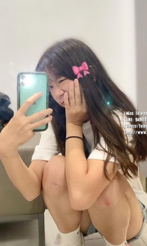 心心 163cm-Ccup-20歲-45kg #愛笑的女孩帶你給你陽光般的溫暖 聲音甜美 淑女般羞澀溫柔外型  讓人看了就想好好疼愛 #床上很主動耐操 配合度高 下面水多