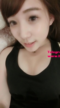 韓系蘿莉控新學妹 小小 161，46，Bcup+杯，19歲 你是「蘿莉控」嗎？ 現在這裡有隻還在