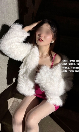 芊芊  165cm/Ecup/24歲  爆乳顔值高 身材好不肥 腰細 無套口交很棒  大姐姐性格   一對大大的雙峰波推很舒服哦~  身材超好 性感迷人s腰 會搖 剛跟男朋友分手 性