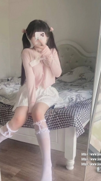 #私房菜   #中部正妹  小恩 154cmB奶18歲  #幼齒蘿莉第一次下海   尋找有緣人 只接兩