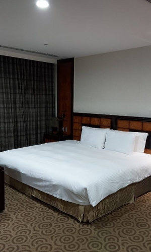 #中山  旅館：新舍