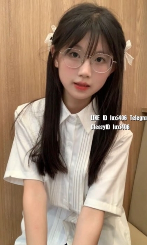 ❤️洋洋 155.42.B.18歲 ❤️  露希高雄推薦